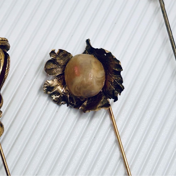 Vintage Elegant Gold and Silver Hat/Stick Pins Lot of 11 - Picture 4 of 11